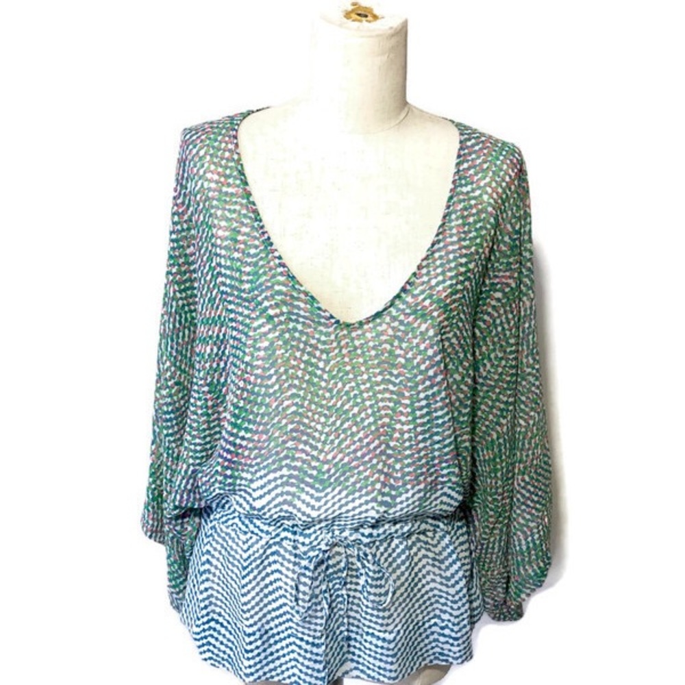 CABi S sheer blue print V neck  kimono sleeve top